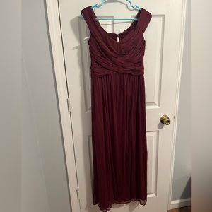 David’s Bridal Bridesmaid dress. Wine Sz 12